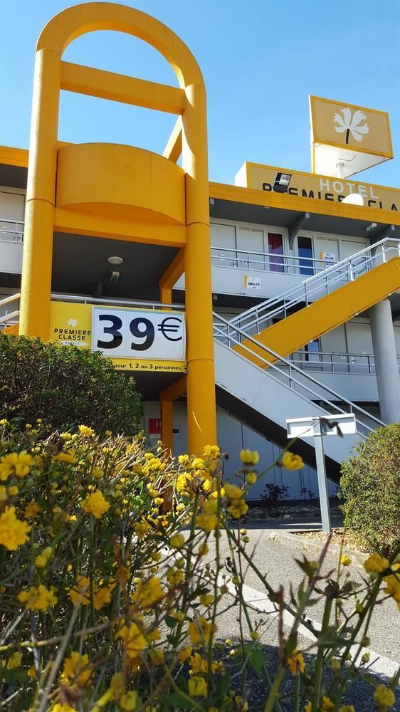 Premiere Classe Lyon Est Aeroport Saint Exupery Exterior foto