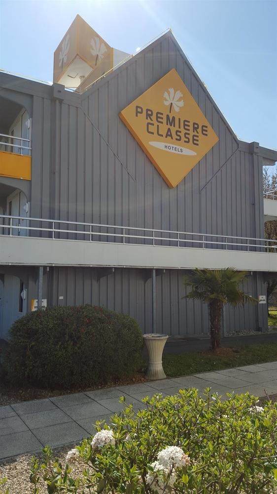 Premiere Classe Lyon Est Aeroport Saint Exupery Exterior foto