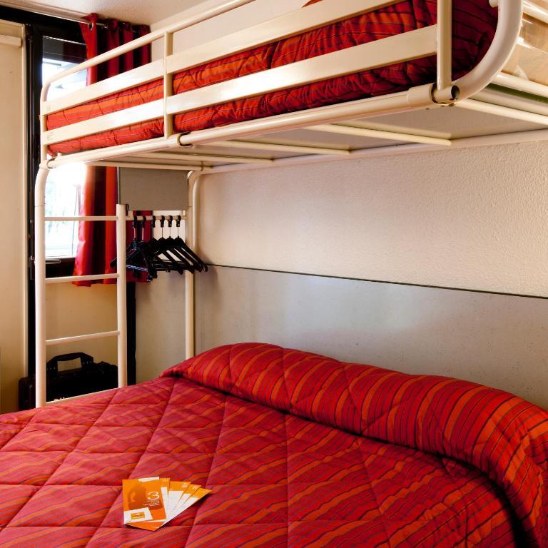 Premiere Classe Lyon Est Aeroport Saint Exupery Zimmer foto
